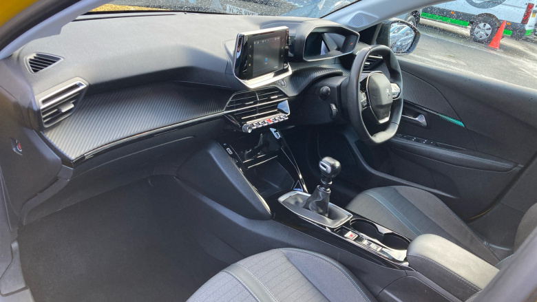 Peugeot 208 1.2 PureTech 100 Allure Premium 5dr Petrol Hatchback